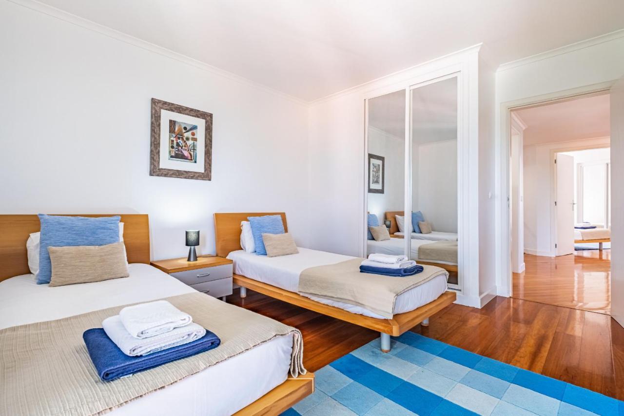 Ample Villa With Pool And Gorgeous Ocean View Funchal  Exterior photo